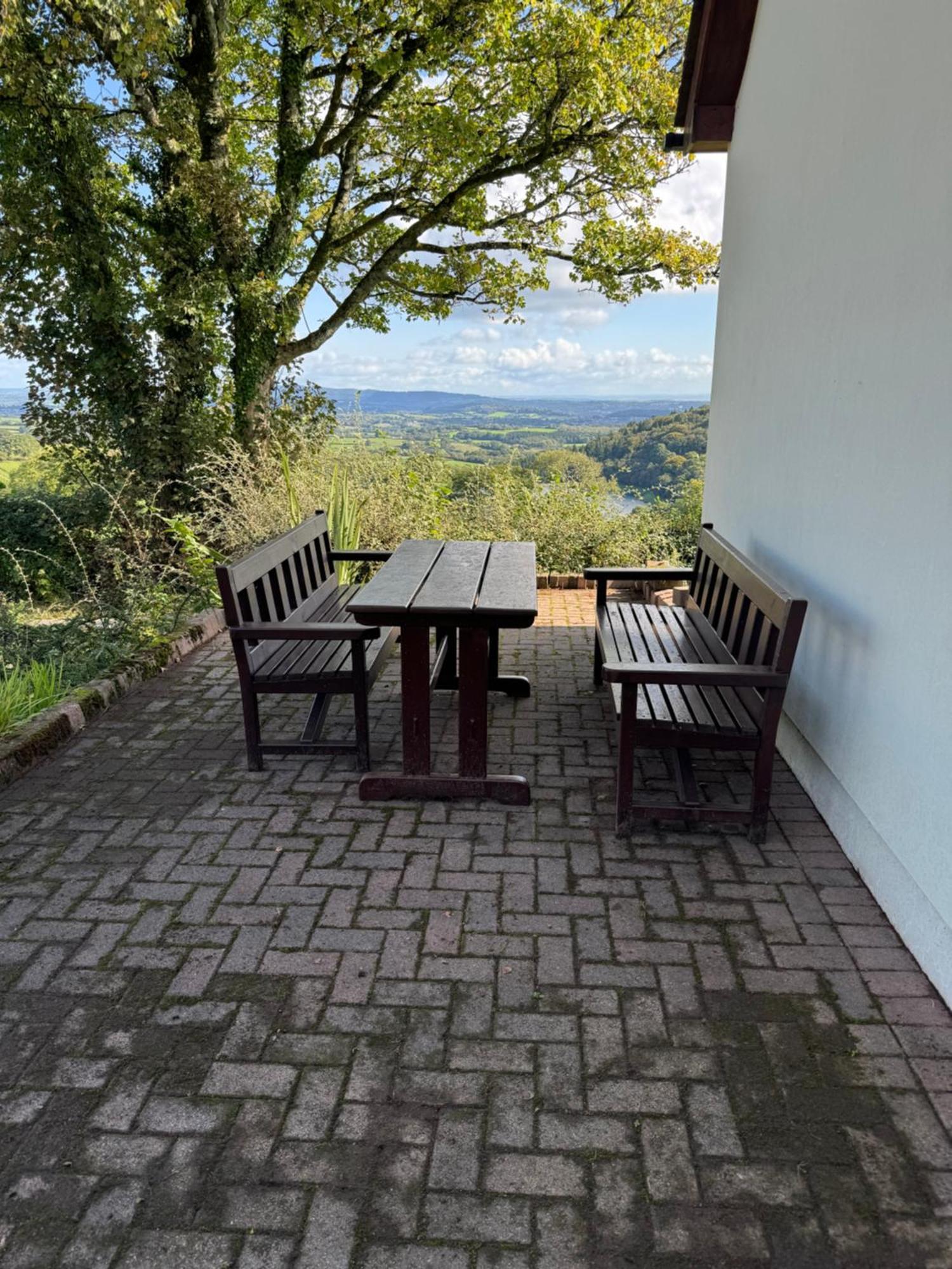 Upper Grippath Farm Holiday Cottages Newport  Exterior foto